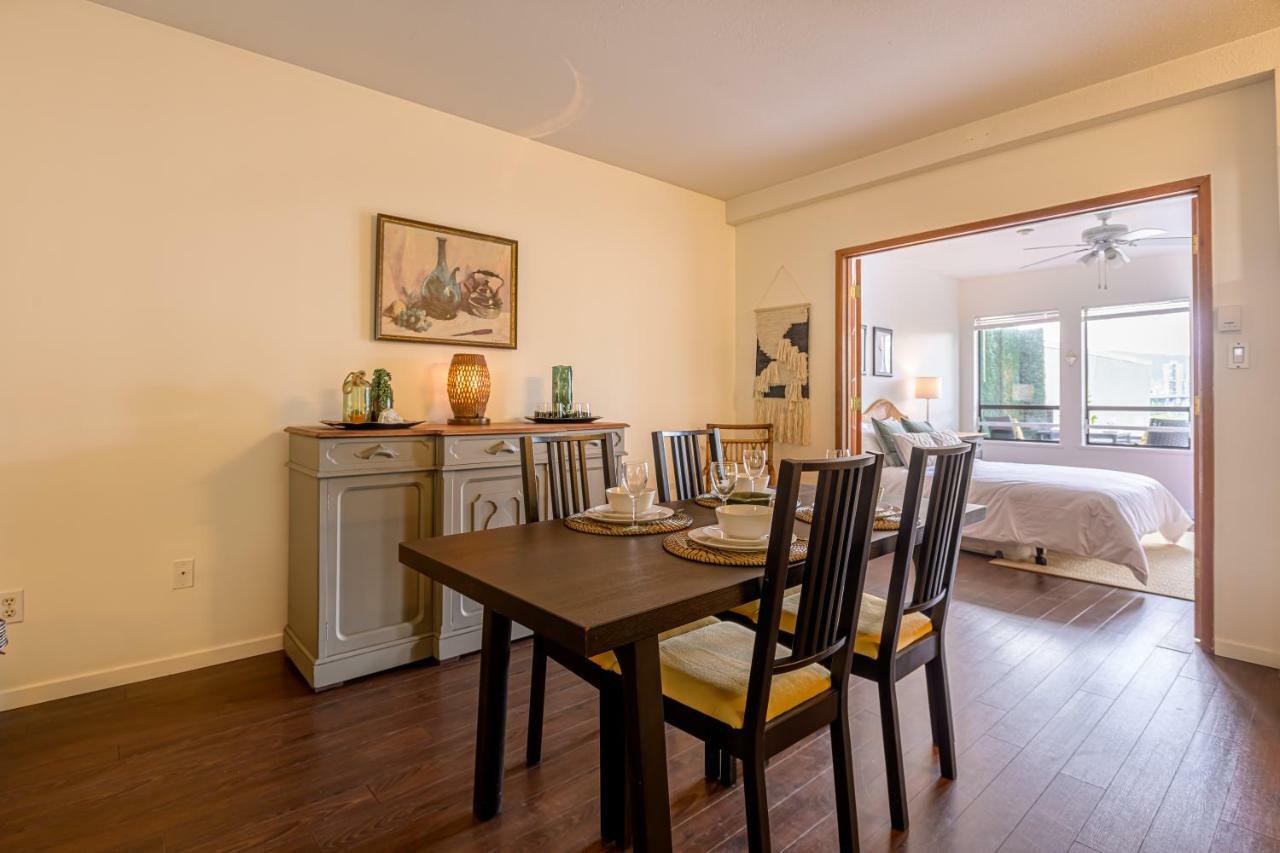 Charming 1 Bdrm View Suite Vancouver Eksteriør billede