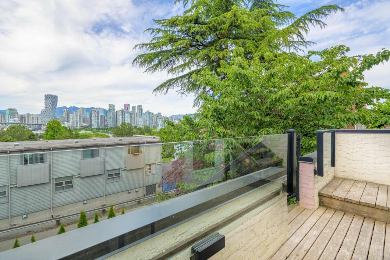 Charming 1 Bdrm View Suite Vancouver Eksteriør billede