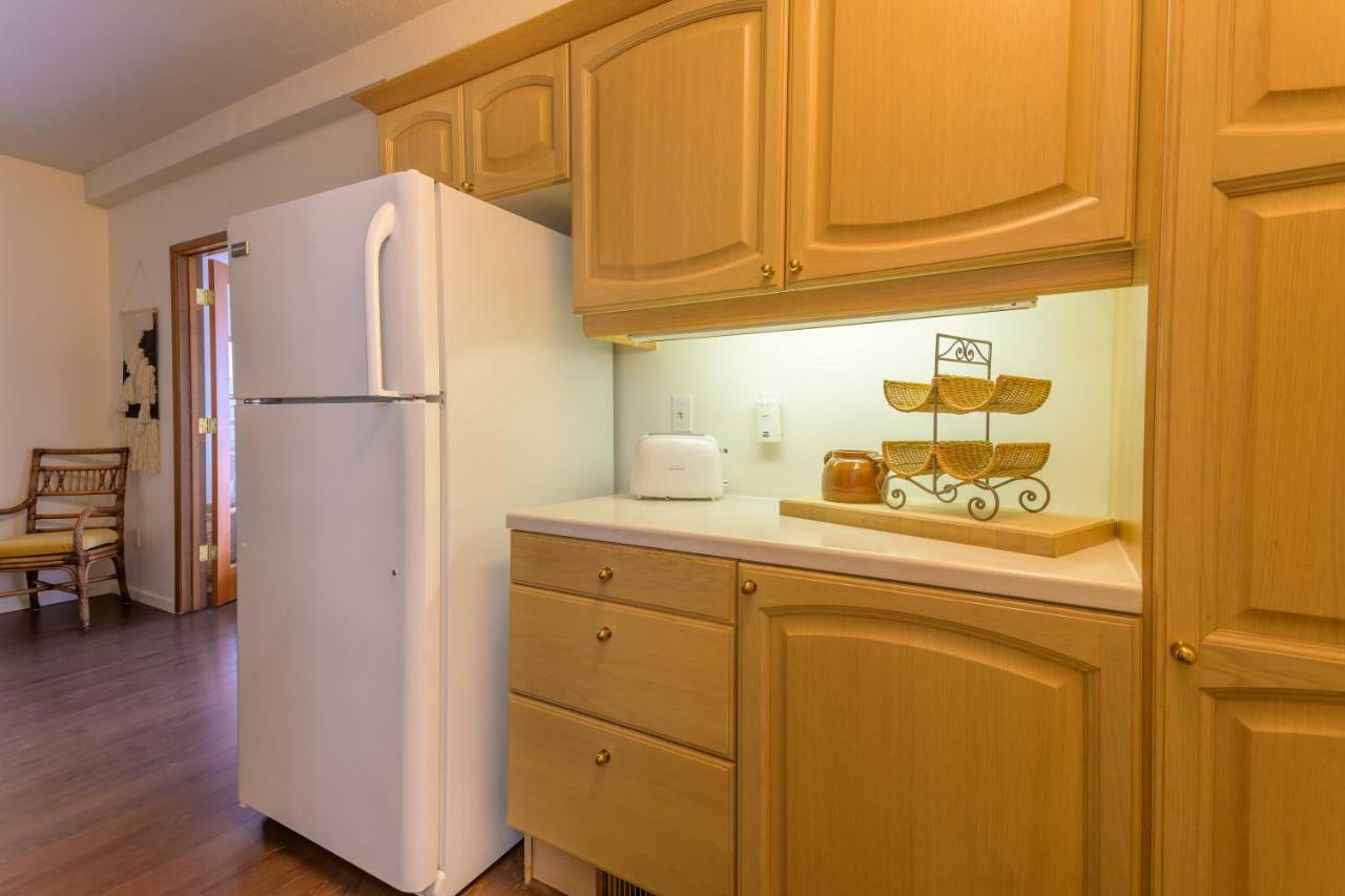 Charming 1 Bdrm View Suite Vancouver Eksteriør billede